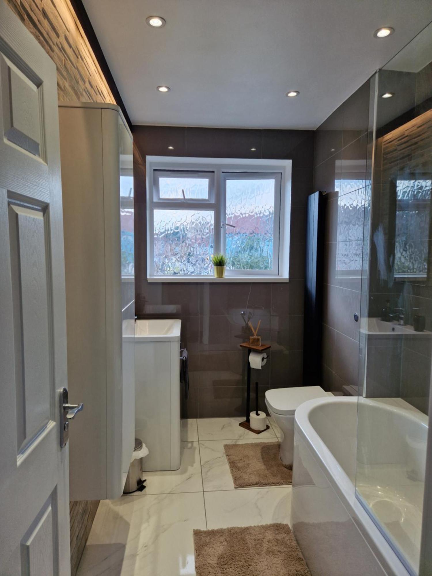 Stylish 2 Bed Home- Short Walk To Tottenham Stadium/Stations Лондон Екстер'єр фото